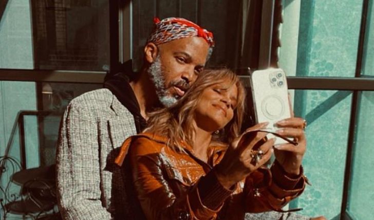 Halle Berry Share her Romantic Photo With her Boyfriend Van Hunt